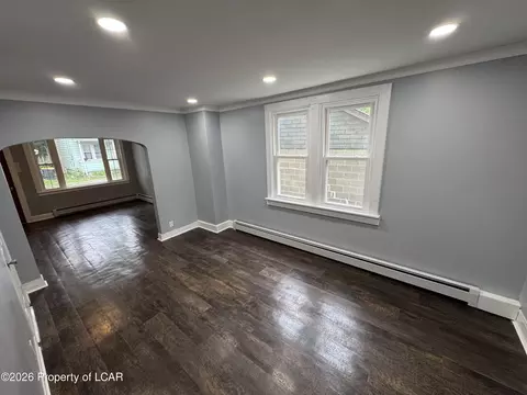 Living - 42-44 E Pine St, Sheppton, PA 18248 photo 11 of 17
