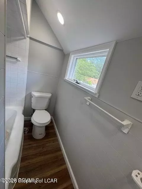 Bath - 75 3rd St, Oneida, PA 18242 photo 2 of 3
