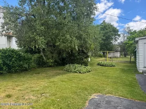Exterior - 75 3rd St, Oneida, PA 18242 photo 3 of 4