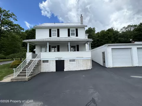 2263 State Route 940, Freeland, PA 18224