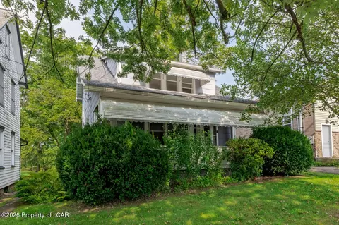 247 S Main St, Conyngham, PA 18219