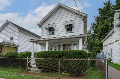12 Luzerne St, Wilkes Barre, PA 18706