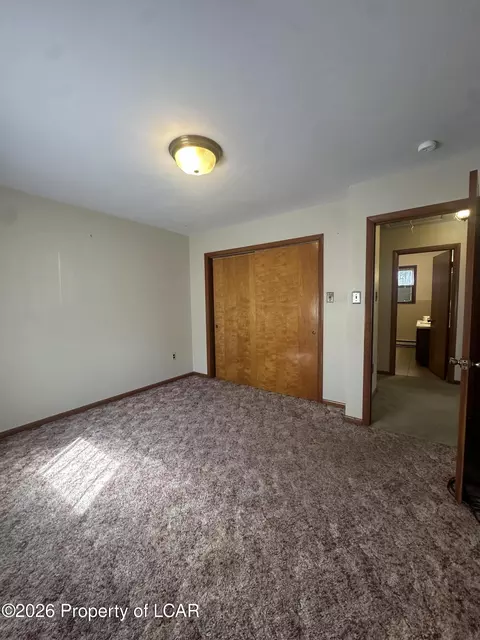 Bedroom - 115 E 11th St, Hazleton, PA 18201 photo 4 of 6