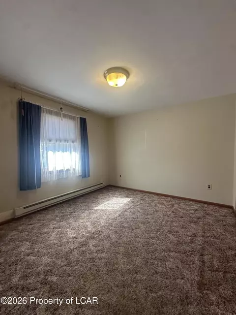 Bedroom - 115 E 11th St, Hazleton, PA 18201 photo 5 of 6