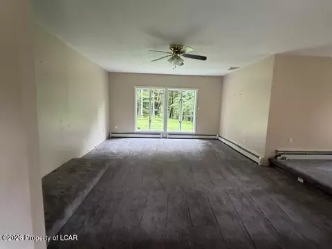 871 Swamp Rd, Hunlock Creek, PA 18621
