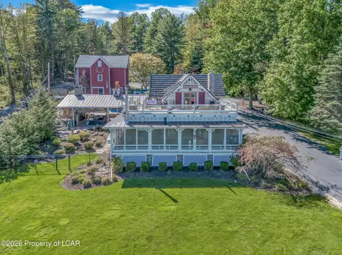 2633 Lakeside, Harveys Lake, PA 18618