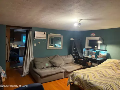 Bedroom - 2935 Hillside Rd, Shavertown, PA 18708 photo 6 of 6