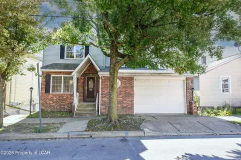 301 E Grove St, Kingston, PA 18704