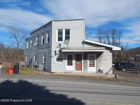 680 Main Rd, Dallas, PA 18612