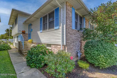73 Girard Ave, Plymouth, PA 18651