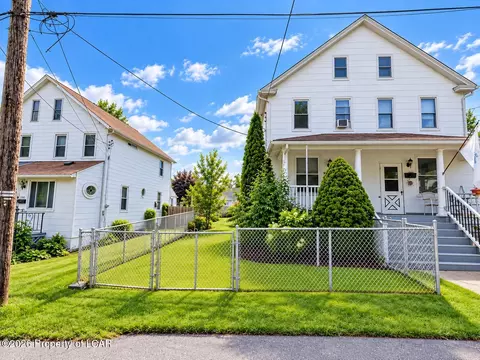 352 Juniper St, Freeland, PA 18224