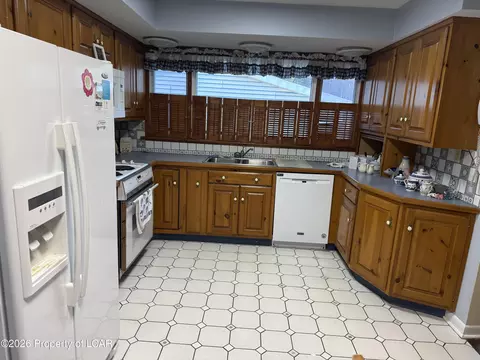 Kitchen - 28 E Center St, Shavertown, PA 18708 photo 1 of 1