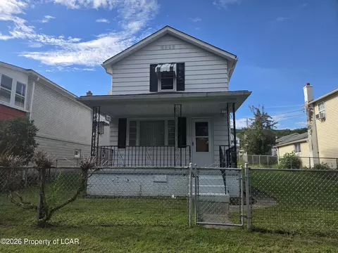 351 Fairview St, Plymouth, PA 18651
