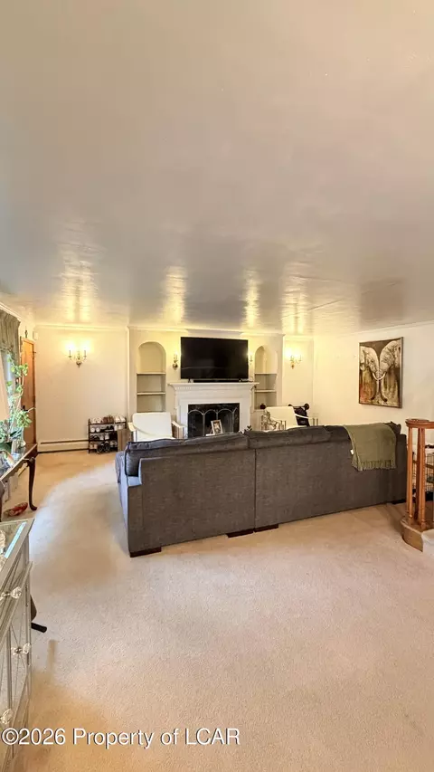 Living - 1145-1147 E Broad St, Hazleton, PA 18201 photo 4 of 4