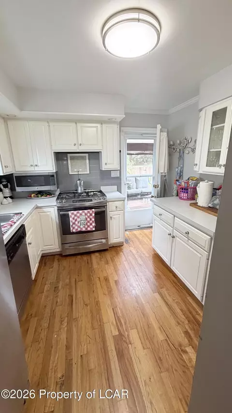 Kitchen - 1145-1147 E Broad St, Hazleton, PA 18201 photo 2 of 5