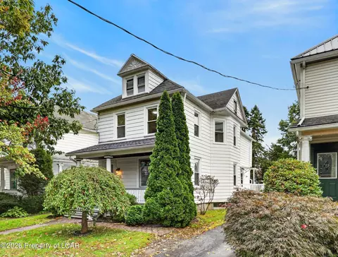 433 Chestnut Ave, Kingston, PA 18704