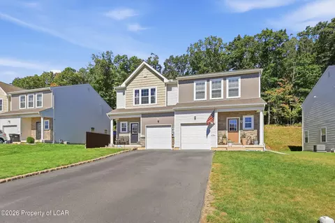 394 Long Run Rd, Drums, PA 18222