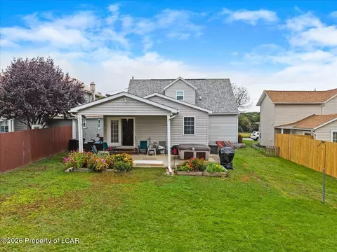 Exterior - 114 Wright St, Duryea, PA 18642 photo 4 of 5