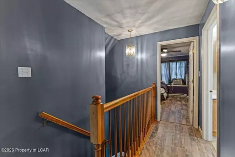Entry Way - 114 Wright St, Duryea, PA 18642 photo 6 of 8