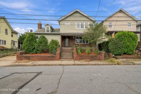 431 Saint Francis Cabrini Ave, Scranton, PA 18504