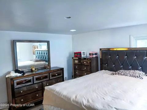 Bedroom - 518 E 6th St, Hazleton, PA 18201 photo 2 of 2