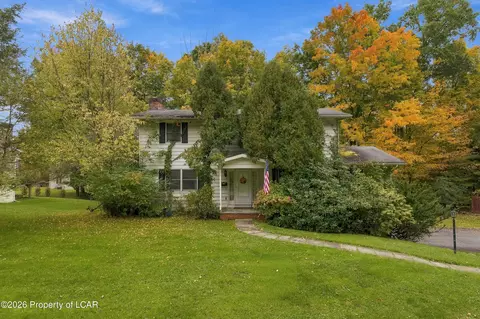 117 Sturbridge Rd, Clarks Summit, PA 18411