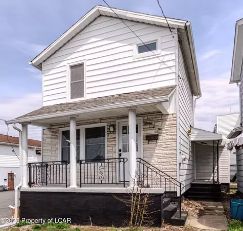 702 Jenkins St, West Pittston, PA 18643