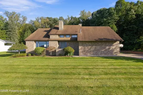 118 S Highland Dr, Jenkins Township, PA 18640