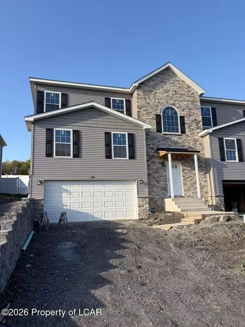 384 Colonels Rd, Hanover, PA 18706