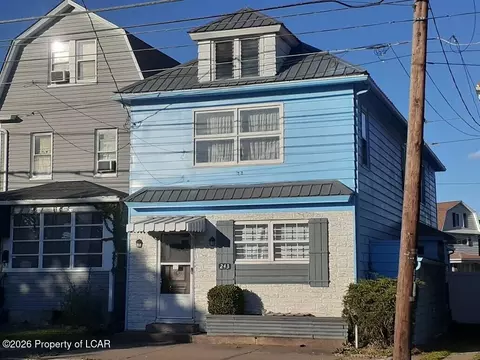 243 W End Rd, Hanover Township, PA 18706