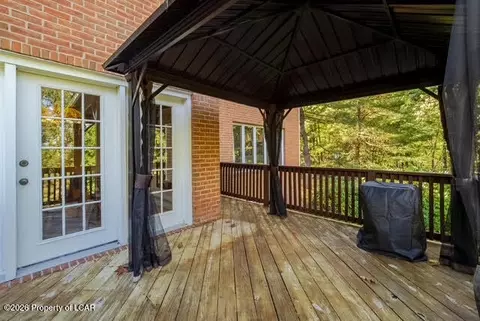 Exterior - 150 Wellington Rd, Shavertown, PA 18708 photo 17 of 19