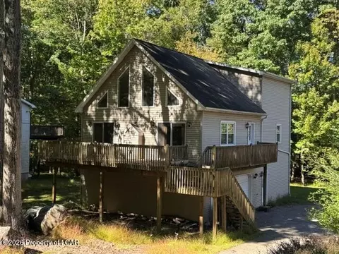 314 Shingle Mill Dr, Drums, PA 18222