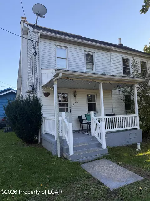 282 North St, Kelayres, PA 18231