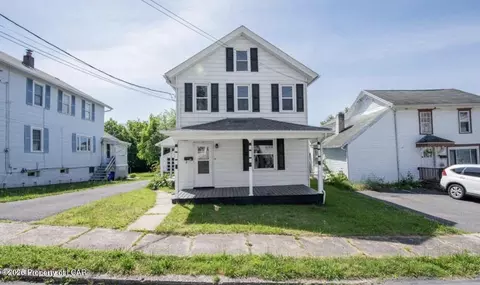 9 Atlantic Ave, Edwardsville, PA 18704