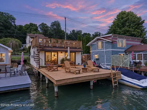 129 Lakeside Drive, Harveys Lake, PA 18618
