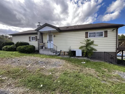 1220 Spring St # R, Dupont, PA 18641