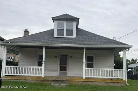 772 Mainville Dr, Bloomsburg, PA 17815