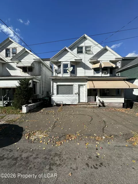 7 W Madison Ave, West Hazleton, PA 18202
