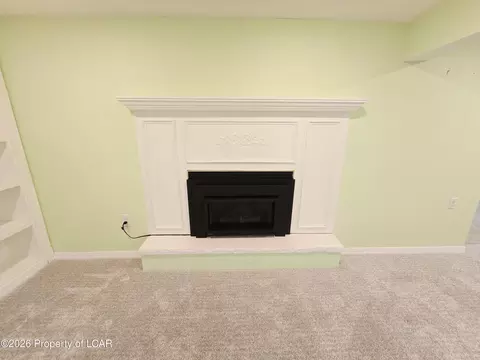 Living - 915 Park Ave, Shavertown, PA 18708 photo 8 of 8