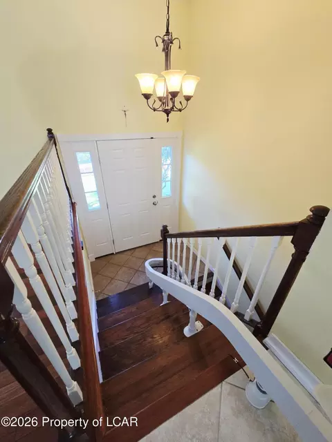 Entry Way - 915 Park Ave, Shavertown, PA 18708 photo 1 of 1