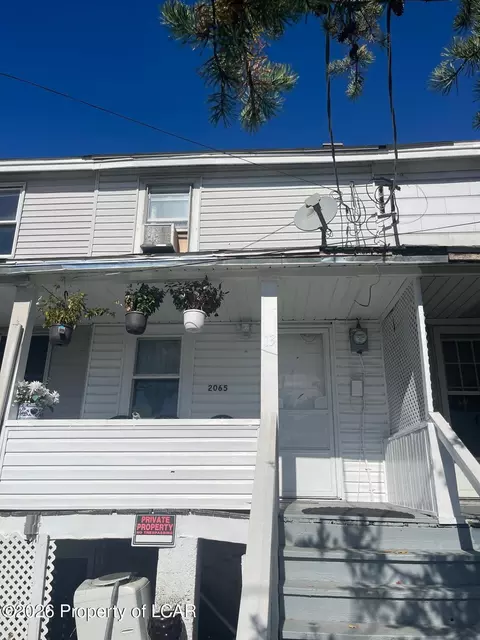 2065 E Broad St, Beaver Meadows, PA 18216