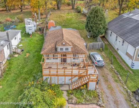 15 Hazel St, Harveys Lake, PA 18618