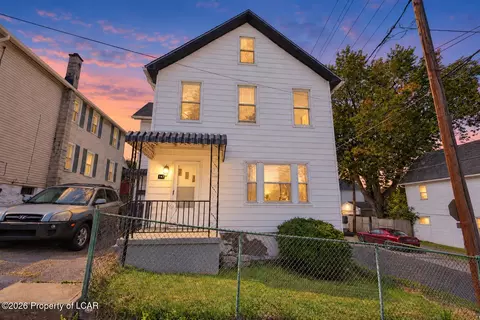 143 Mclean St, Wilkes-barre, PA 18702