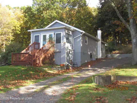 2161 Bear Creek Blvd, Bear Creek, PA 18702