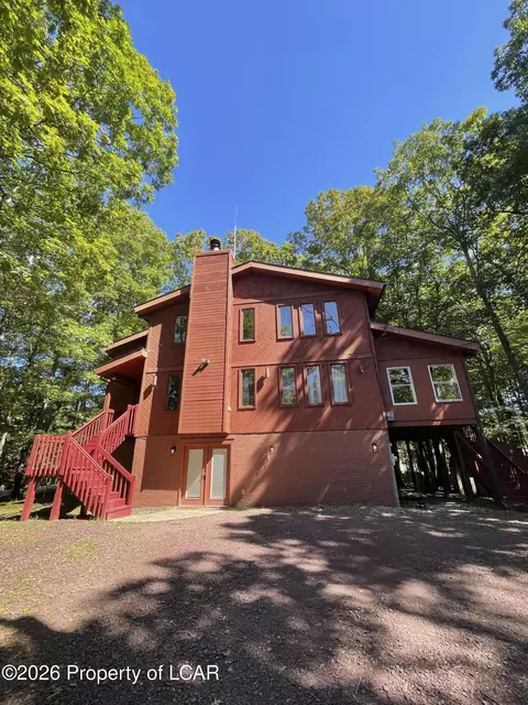 243 Julian Ter, East Stroudsburg, PA 18301