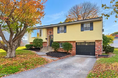 88 Warner St, Plains, PA 18705