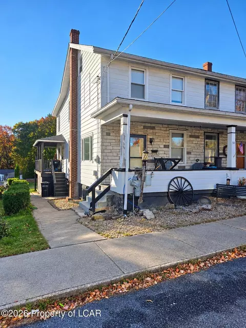50 Spring St, Weatherly, PA 18255