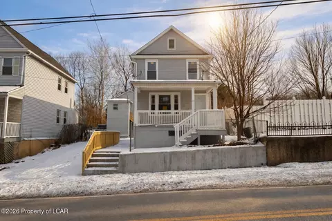 20 Hazleton St, Ashley, PA 18706