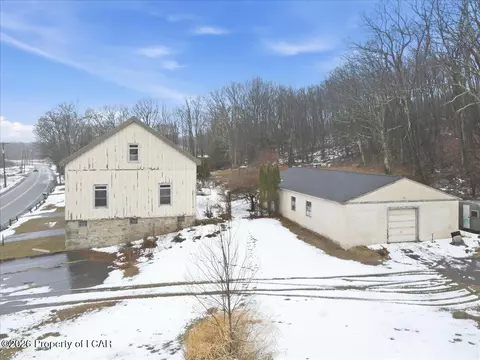 4267 Hollywood Blvd, Hazle Township, PA 18202