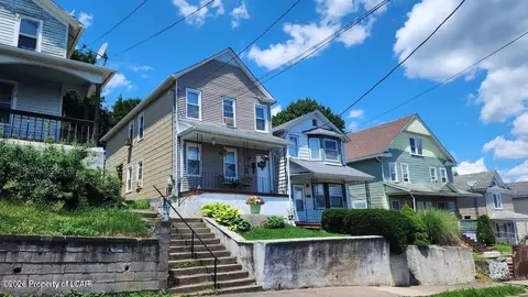 175 Hillside Ave, Edwardsville, PA 18704